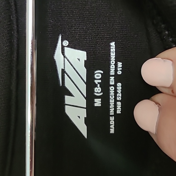 NWOT "AVIA SOUL SISTERS" BLACK SHORT SLEEVE SUPER SOFT TEE! SZ~ MED(8~10) LG TOO - Picture 6 of 8